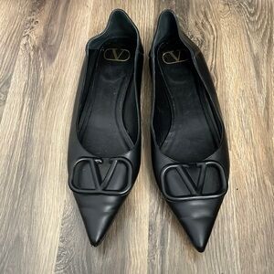 Valentino size 39 women’s flats